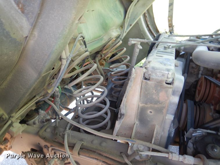 image for item DM2298 1988 Ford CT8000  fuel truck