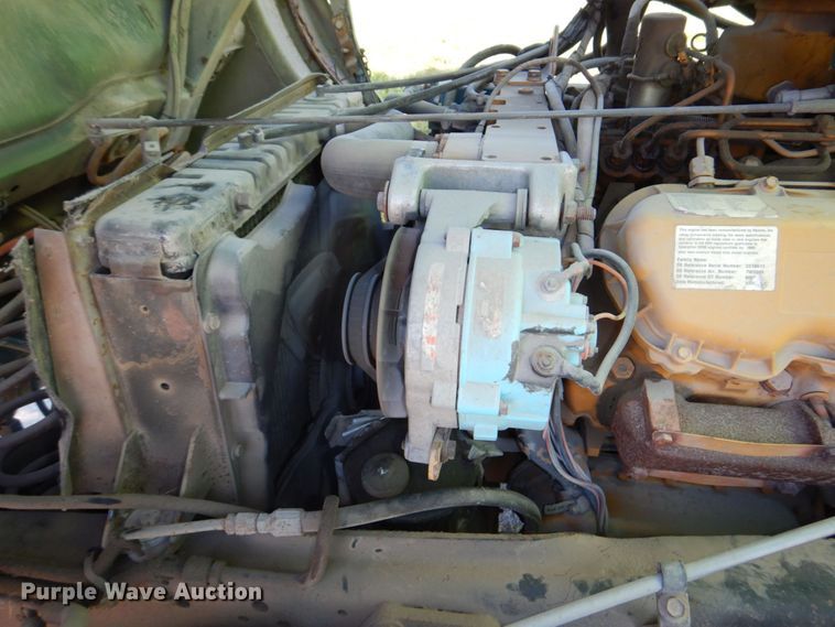 image for item DM2298 1988 Ford CT8000  fuel truck