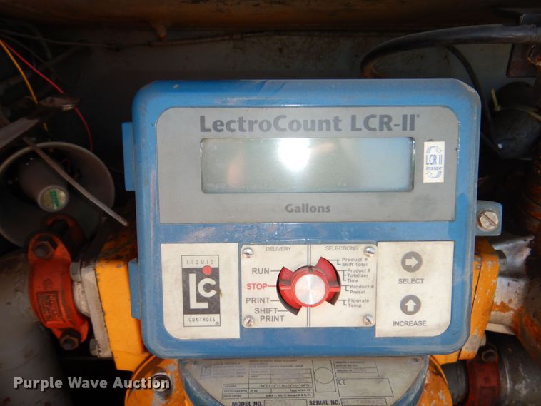 image for item DM2298 1988 Ford CT8000  fuel truck