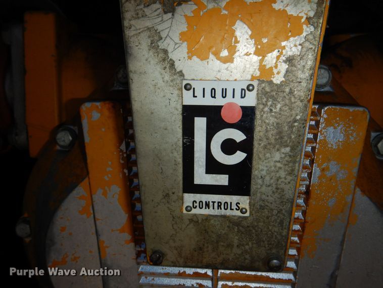 image for item DM2298 1988 Ford CT8000  fuel truck