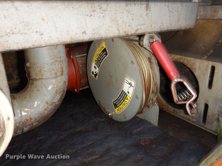 image for item DM2298 1988 Ford CT8000  fuel truck