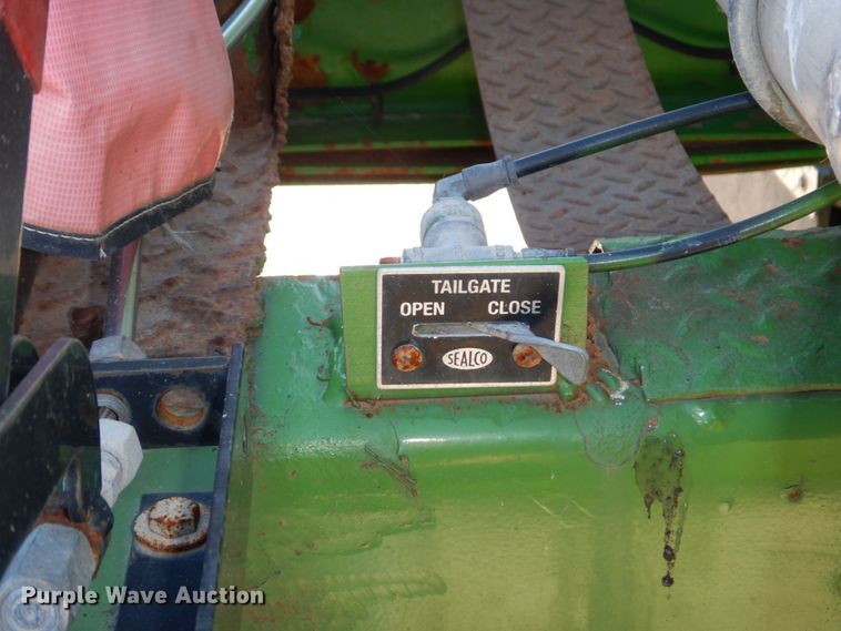 image for item DM2298 1988 Ford CT8000  fuel truck