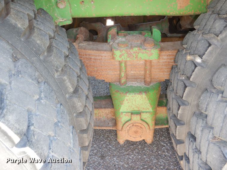 image for item DM2298 1988 Ford CT8000  fuel truck