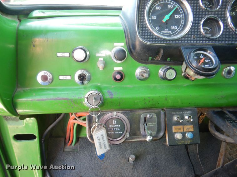 image for item DM2298 1988 Ford CT8000  fuel truck