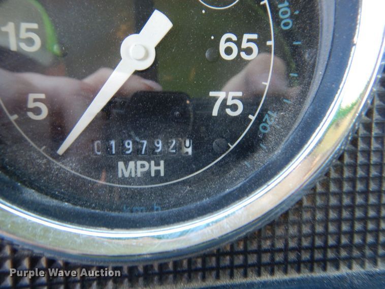 image for item DM2298 1988 Ford CT8000  fuel truck