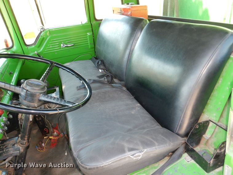 image for item DM2298 1988 Ford CT8000  fuel truck