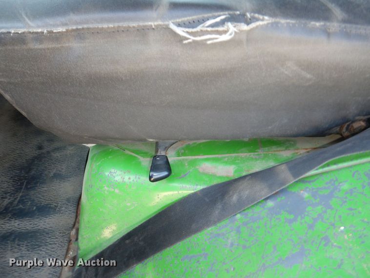 image for item DM2298 1988 Ford CT8000  fuel truck