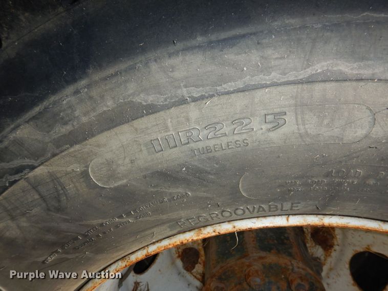 image for item DM2298 1988 Ford CT8000  fuel truck