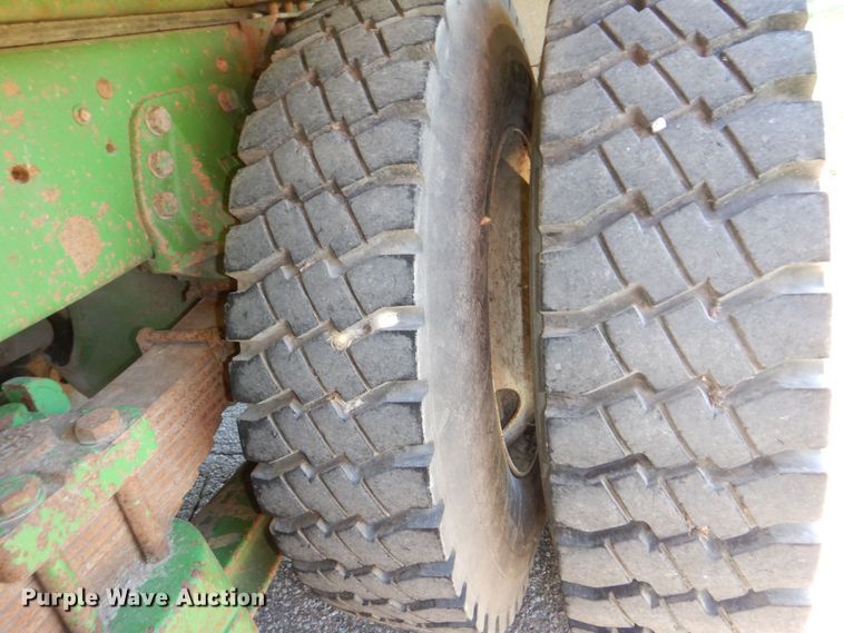 image for item DM2298 1988 Ford CT8000  fuel truck