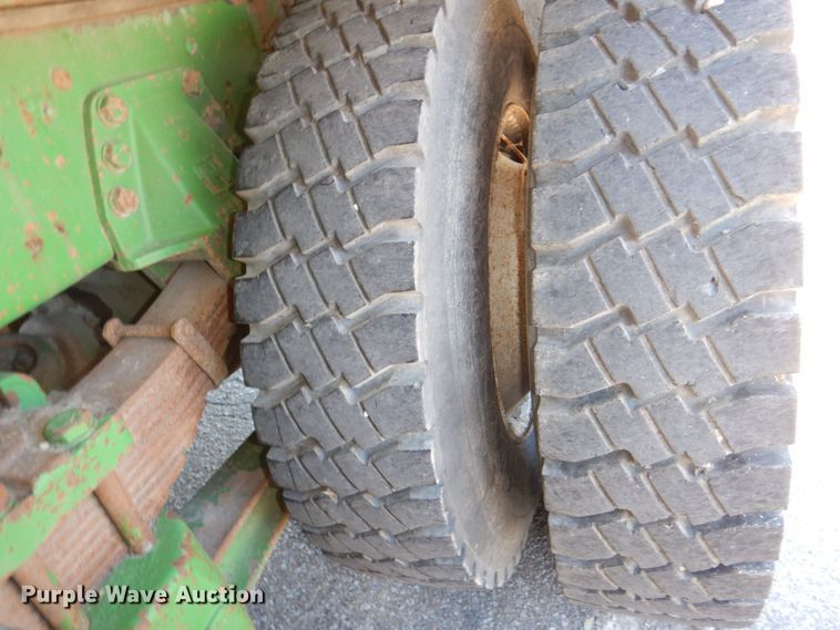 image for item DM2298 1988 Ford CT8000  fuel truck