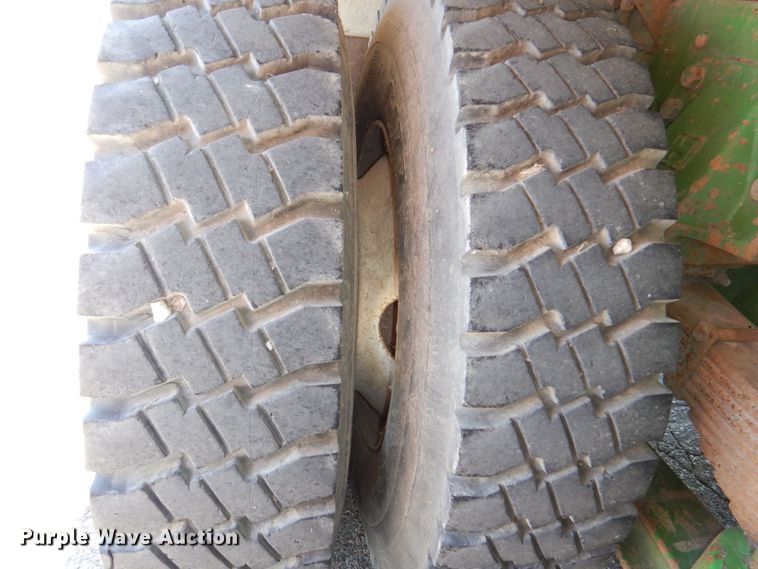 image for item DM2298 1988 Ford CT8000  fuel truck