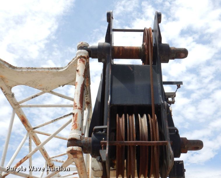 image for item DM2315 1992 P&H Century 128  crane