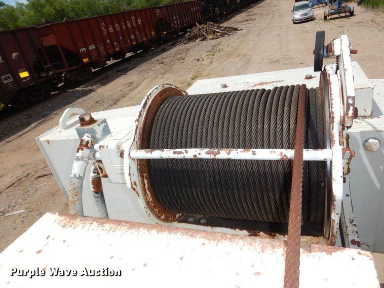 image for item DM2315 1992 P&H Century 128  crane