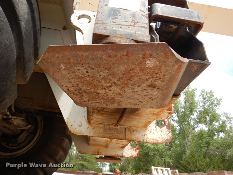 image for item DM2315 1992 P&H Century 128  crane