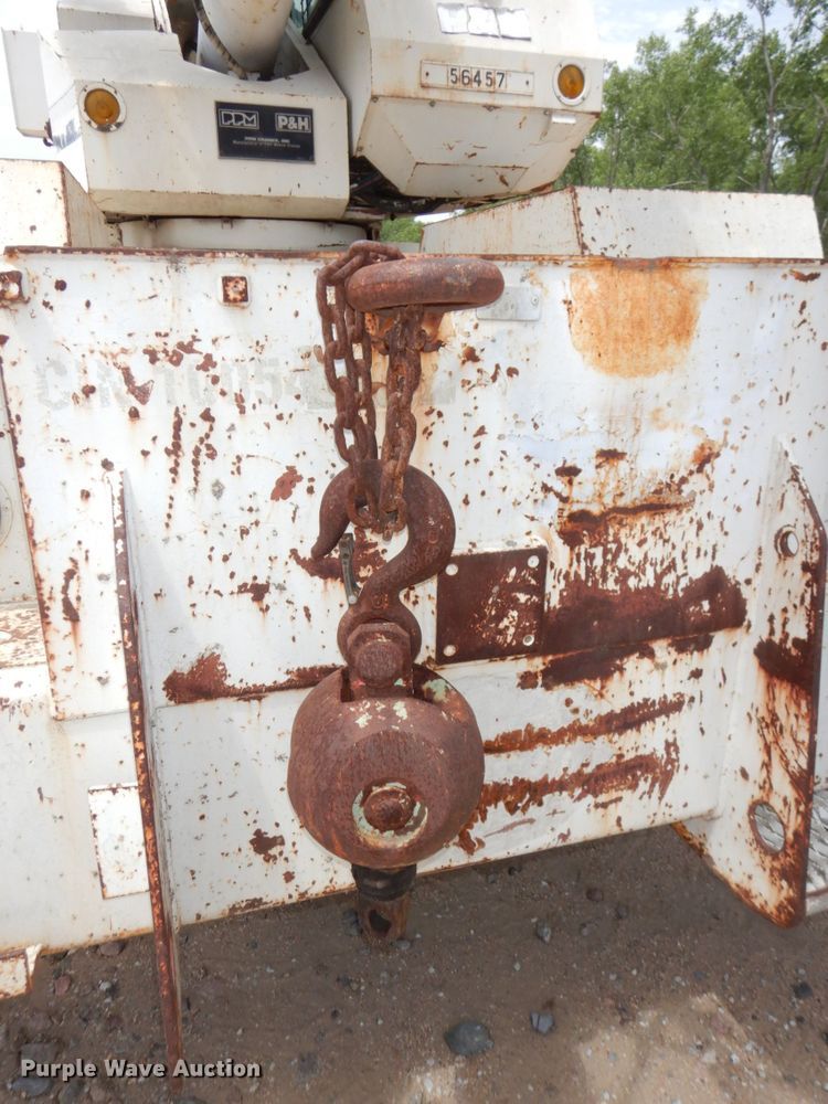 image for item DM2315 1992 P&H Century 128  crane