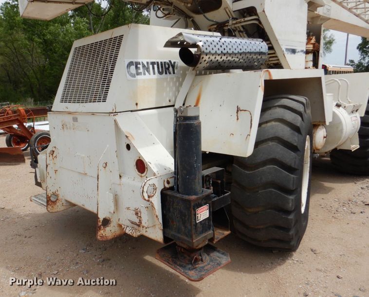 image for item DM2315 1992 P&H Century 128  crane