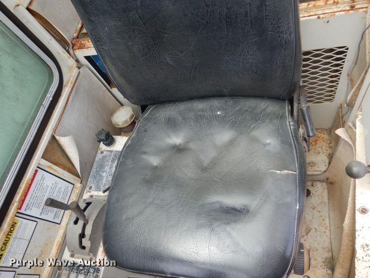 image for item DM2315 1992 P&H Century 128  crane