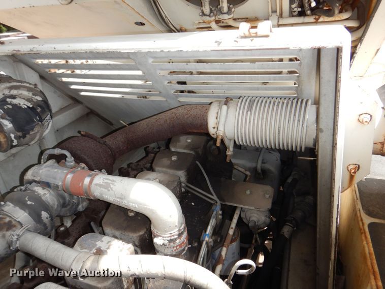 image for item DM2315 1992 P&H Century 128  crane