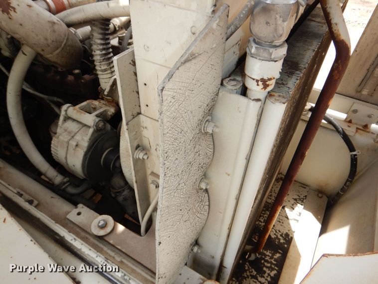 image for item DM2315 1992 P&H Century 128  crane