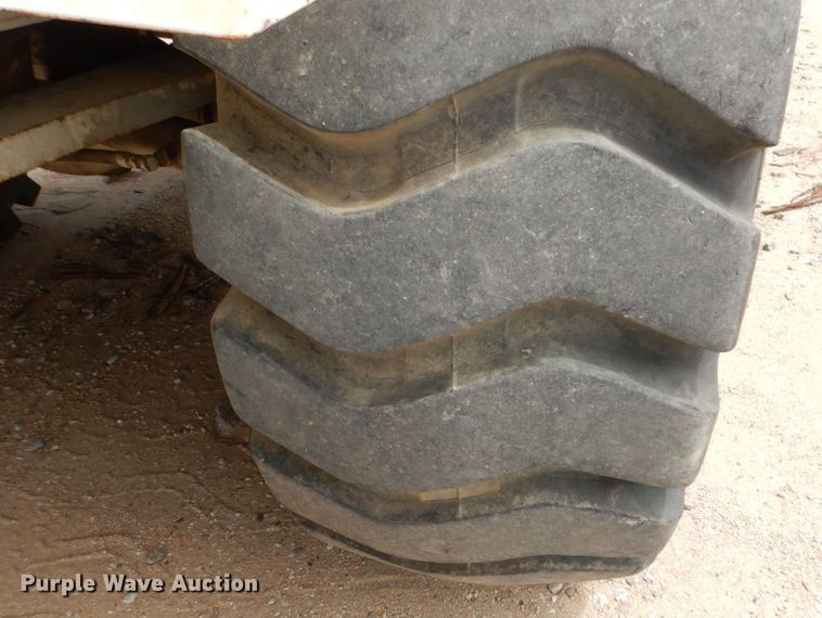 image for item DM2315 1992 P&H Century 128  crane