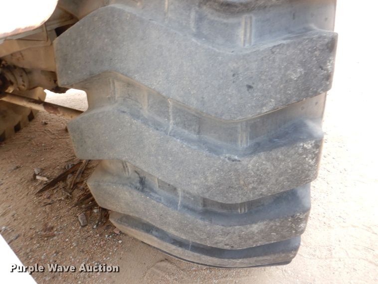 image for item DM2315 1992 P&H Century 128  crane