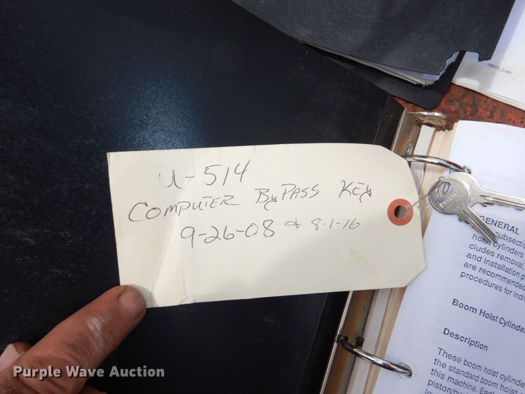 image for item DM2315 1992 P&H Century 128  crane