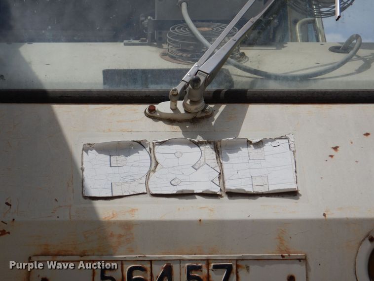 image for item DM2315 1992 P&H Century 128  crane