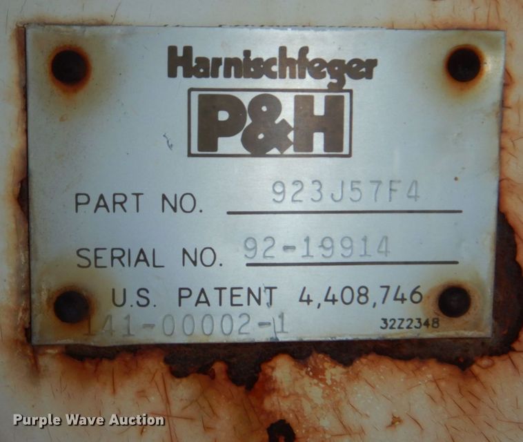 image for item DM2315 1992 P&H Century 128  crane