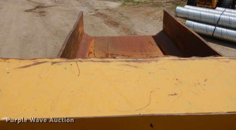image for item DM2316 2002 Morooka MST2200 track carrier with dump bed