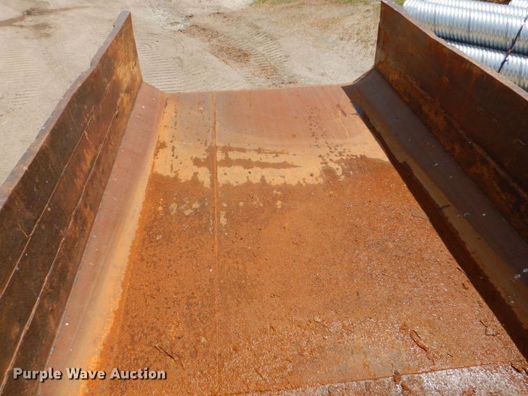 image for item DM2316 2002 Morooka MST2200 track carrier with dump bed