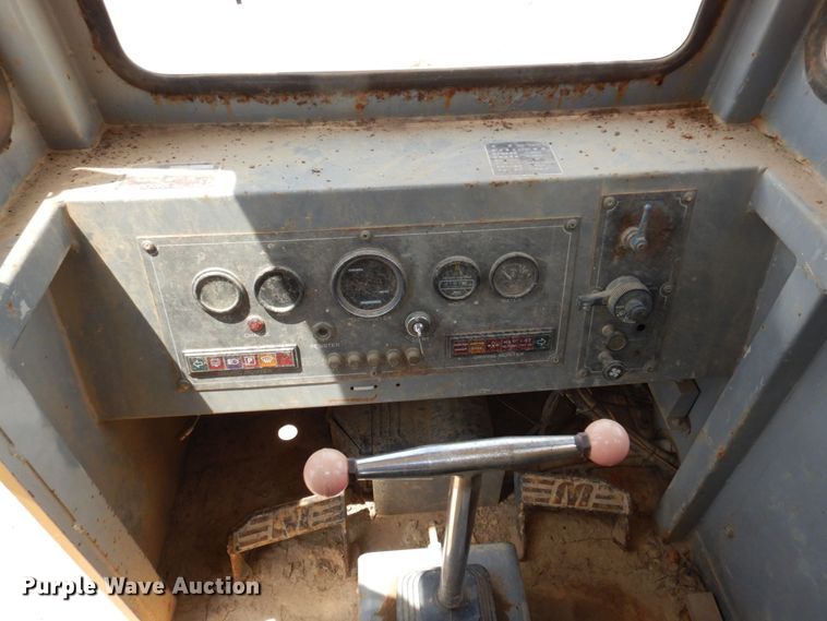 image for item DM2316 2002 Morooka MST2200 track carrier with dump bed