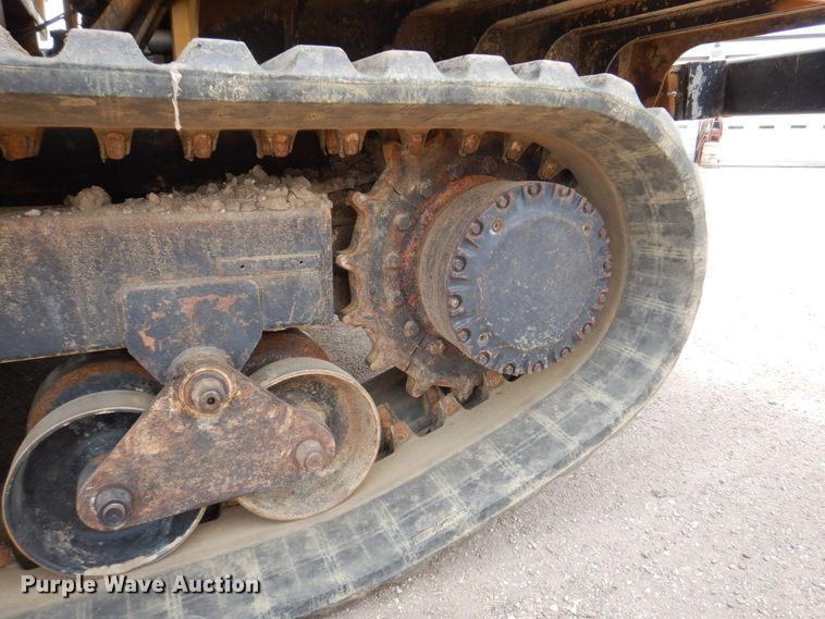 image for item DM2316 2002 Morooka MST2200 track carrier with dump bed