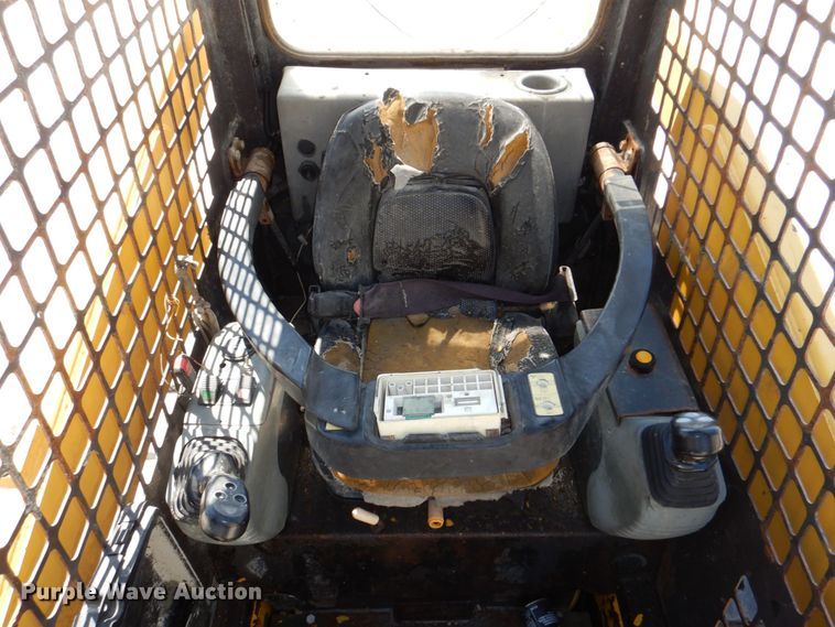 image for item DM2346 2007 Komatsu CK30-1  tracked skid steer loader
