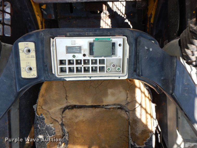 image for item DM2346 2007 Komatsu CK30-1  tracked skid steer loader