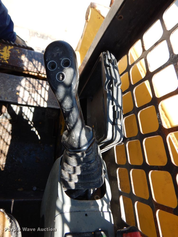 image for item DM2346 2007 Komatsu CK30-1  tracked skid steer loader