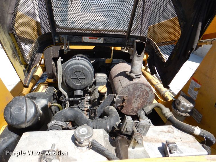 image for item DM2346 2007 Komatsu CK30-1  tracked skid steer loader