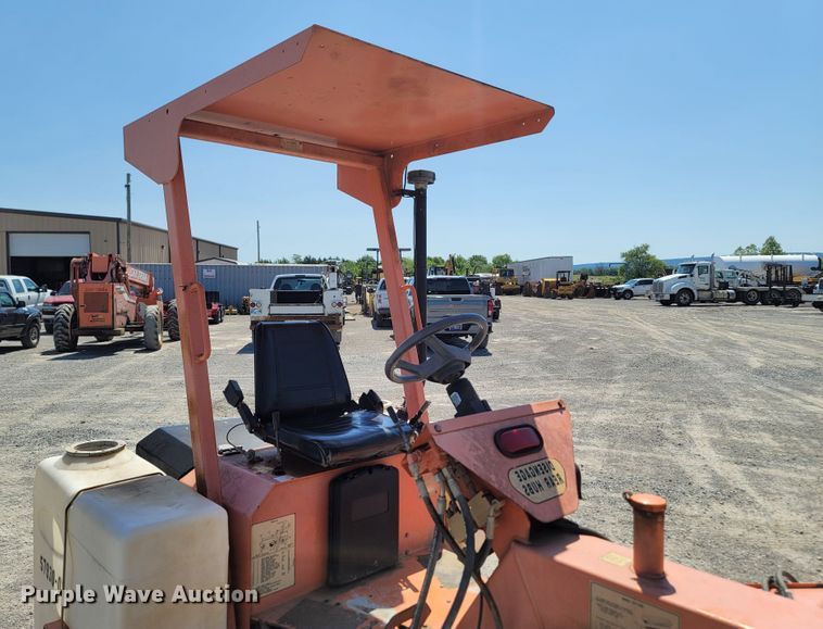 image for item DM4180 1999 Lay Mor 8HC broom