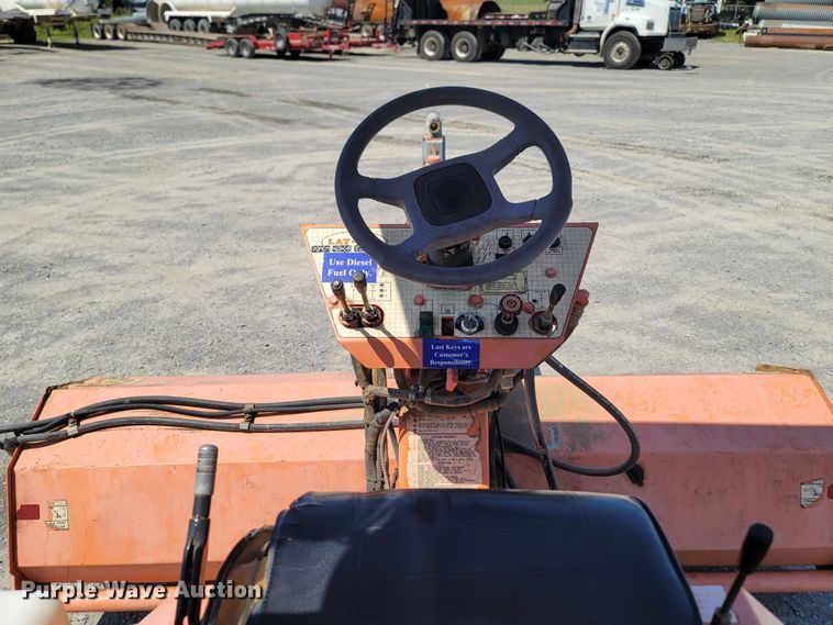 image for item DM4180 1999 Lay Mor 8HC broom