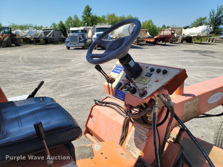 image for item DM4180 1999 Lay Mor 8HC broom