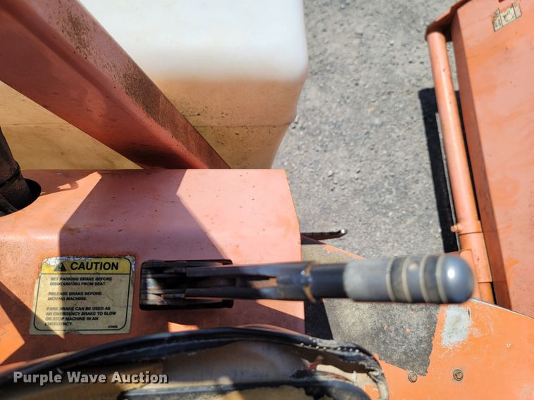 image for item DM4180 1999 Lay Mor 8HC broom