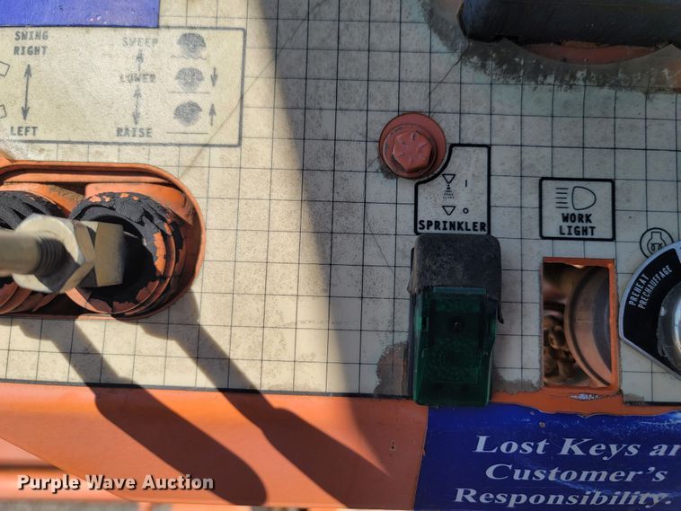 image for item DM4180 1999 Lay Mor 8HC broom