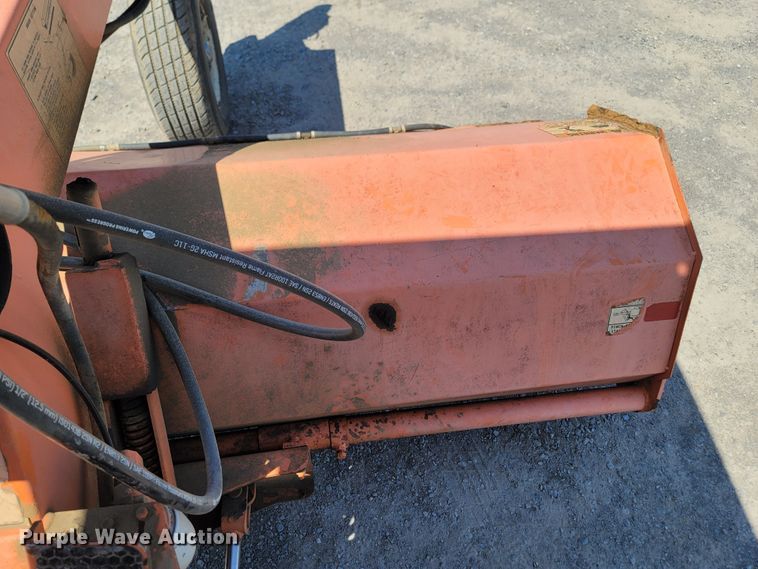 image for item DM4180 1999 Lay Mor 8HC broom