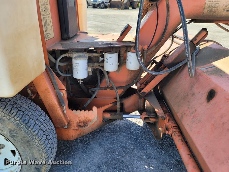 image for item DM4180 1999 Lay Mor 8HC broom