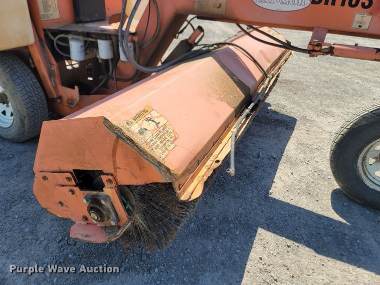 image for item DM4180 1999 Lay Mor 8HC broom