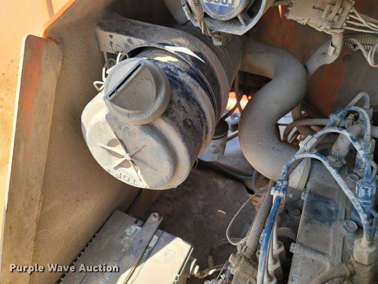 image for item DM4180 1999 Lay Mor 8HC broom