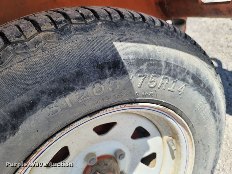 image for item DM4180 1999 Lay Mor 8HC broom