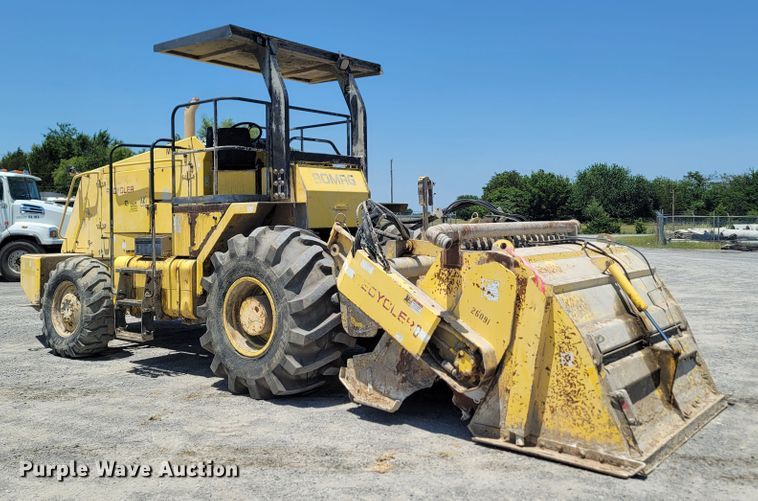 image for item DM4200 2011 Bomag MPH364-2 recycler