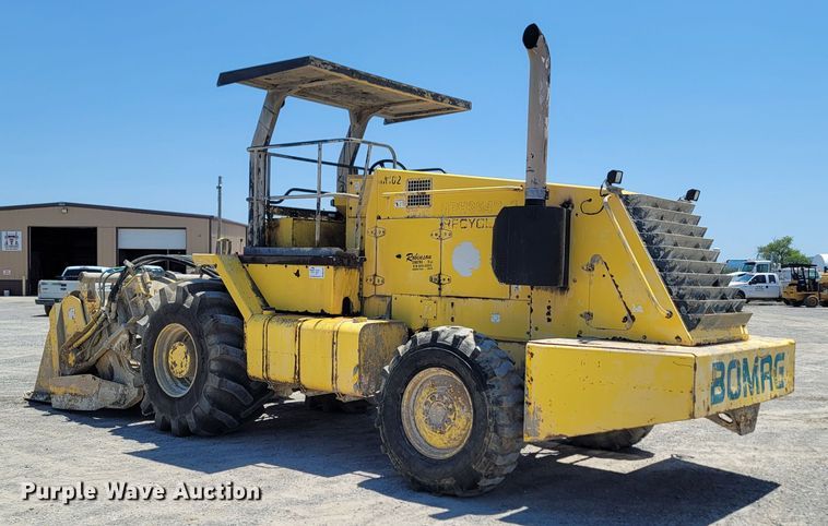 image for item DM4200 2011 Bomag MPH364-2 recycler