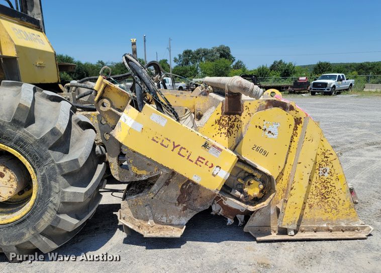 image for item DM4200 2011 Bomag MPH364-2 recycler