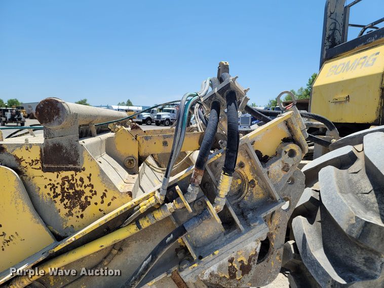 image for item DM4200 2011 Bomag MPH364-2 recycler